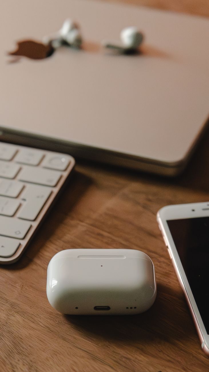 Como usar a tecnologia a seu favor na gestão financeira: Guia Completo